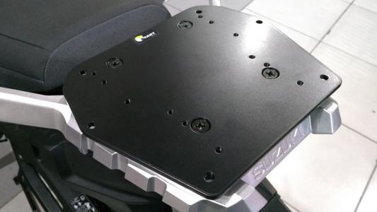 Base para fixação do baú traseiro